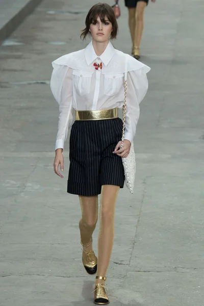 Look 67